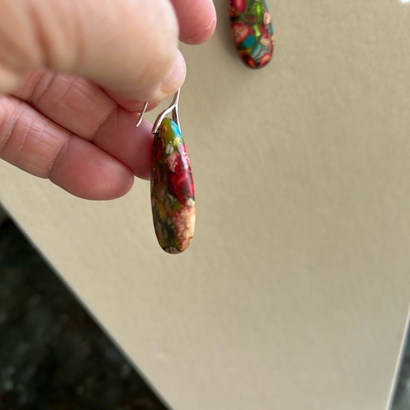 Pretty multi colored earrings with silver color hooks. Goes with anything - Picture 3 of 4